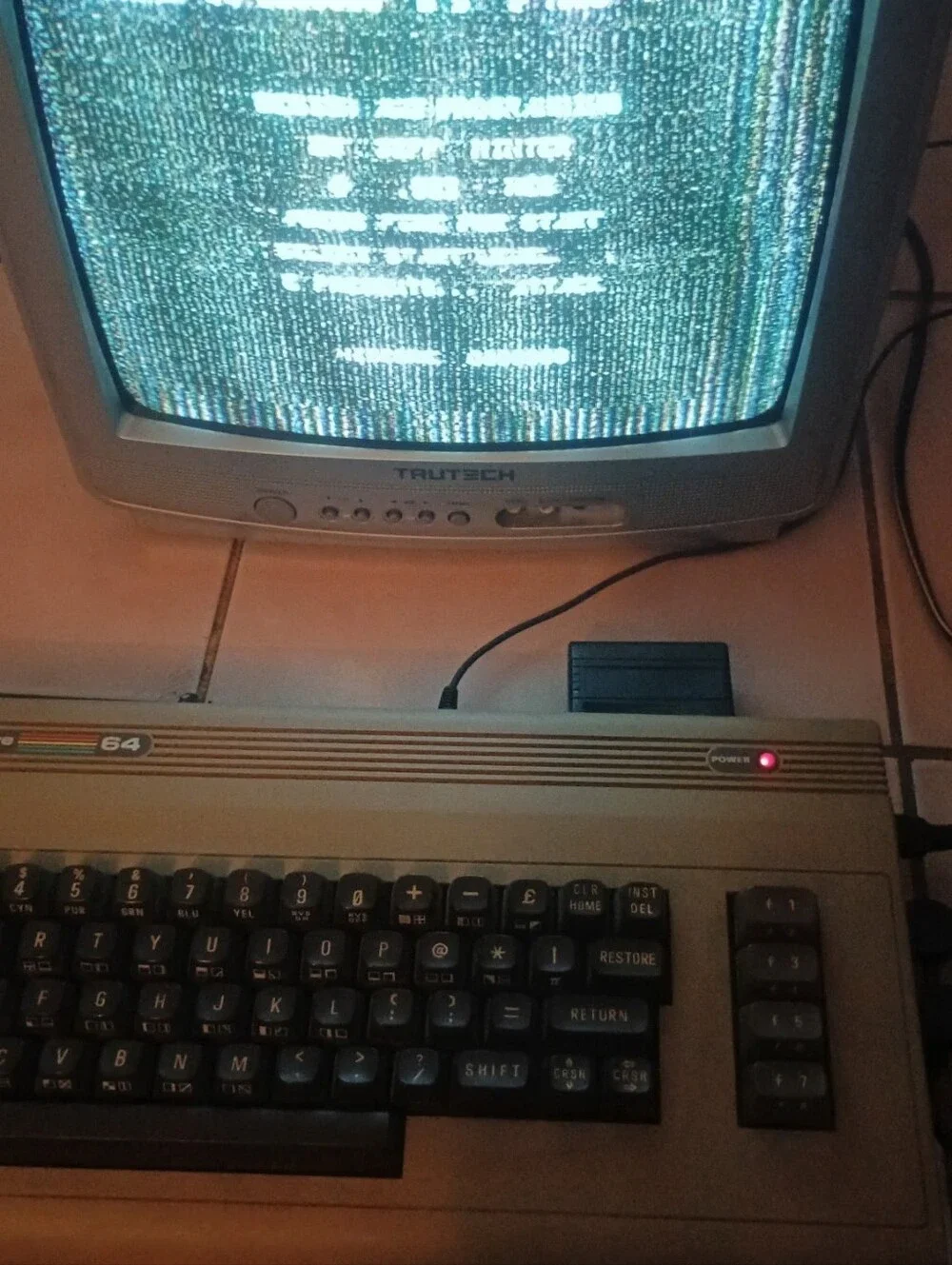 commodore international authentic 64